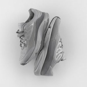 Обувной Одиссей: Как Выбрать Женские Кроссовки, Которые Станут Вашей Второй Кожей